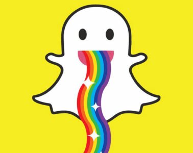 curated stories snapchat monetisation une 378x300