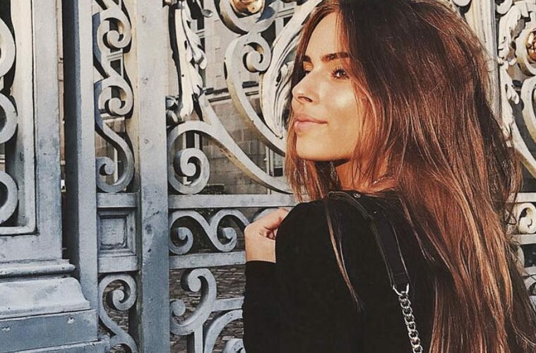Jodie la petite frenchie, l’influenceuse de la mode à la française