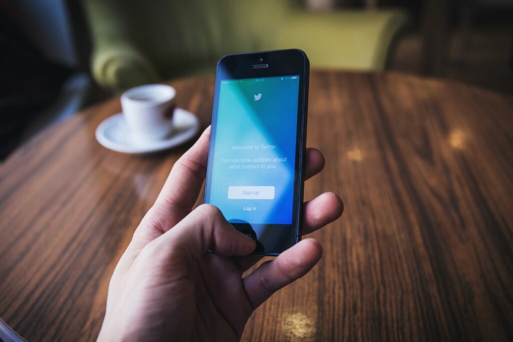 En 2019, Twitter part en guerre contre les trolls et les Twittos incivilisés