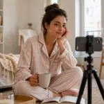 Les « influenceuses de la solitude » se multiplient sur TikTok et leurs vidéos rencontrent un succès inattendu